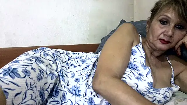 Andra Love online show from 10.10.25