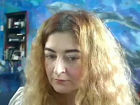 Snapshot of Helen1974 chatting on 12.01.24 Helen1974 online show from 12.01.24