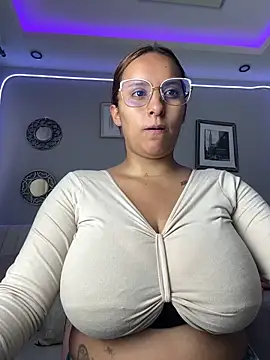 Seized lust online show from 03.04.25