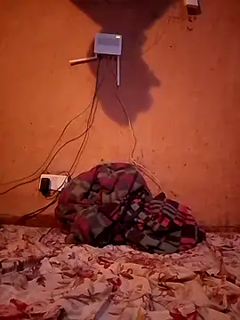 Snapshot of cute_naimah chatting on 09.30.25 cute naimah online show from 09.30.25