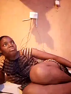 Snapshot of cute_naimah chatting on 10.24.25 cute naimah online show from 10.24.25