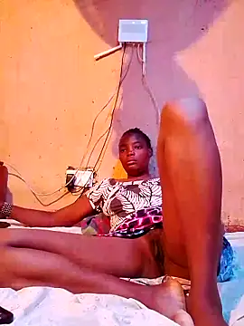 Snapshot of cute_naimah chatting on 11.27.25 cute naimah online show from 11.27.25