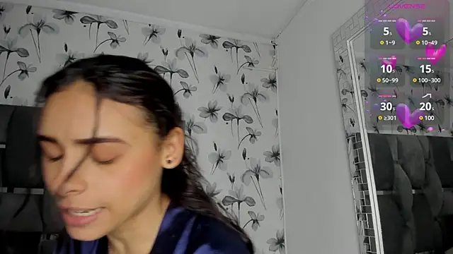 Ehotloveaxxx online show from 02.05.25