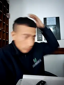 Eduardoxxx51 online show from 11.18.25