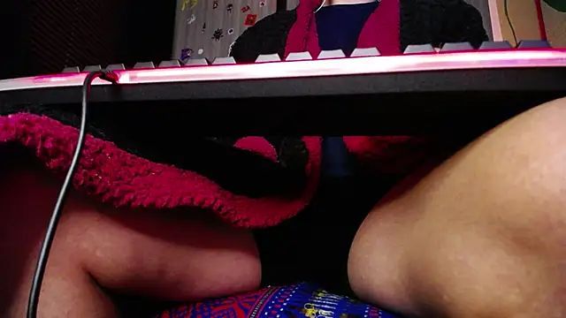 zacwatson  online show from 10.07.25