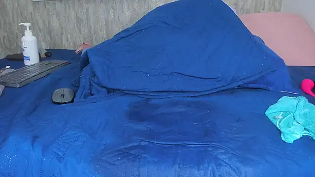 violett lo online show from 02.08.25