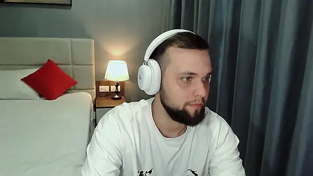 ChillyXO online show from 06.27.26