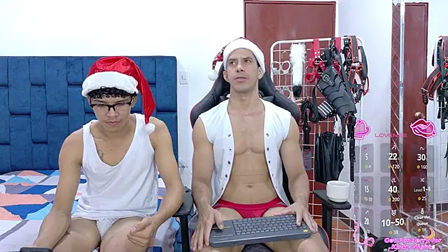 Snapshot of JoseRumbero26 chatting on 12.01.25 JoseRumbero26 online show from 12.01.25