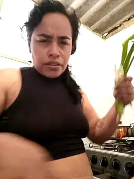 Snapshot of Tita_dirty chatting on 11.05.25 Tita dirty online show from 11.05.25