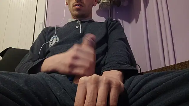  Hocthus  online show from 01.14.25