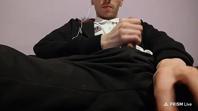  Hocthus  online show from 02.08.25