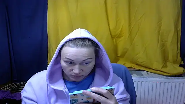 wLESLYMOSw online show from 12.12.24