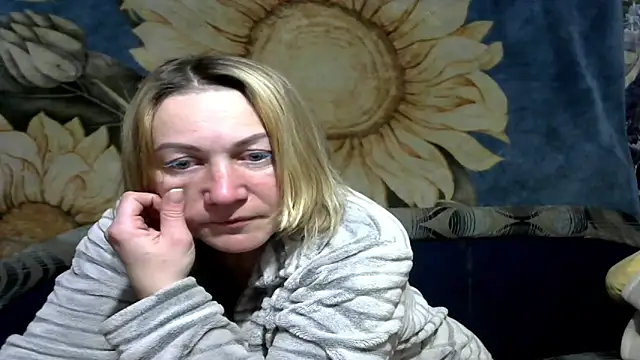 wLESLYMOSw online show from 03.07.26