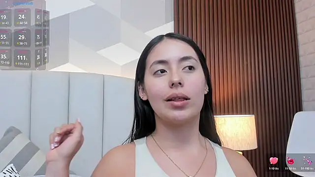 Snapshot of Julietasantos__ chatting on 06.08.26 Julietasantos online show from 06.08.26