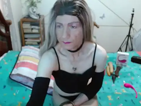 Snapshot of _Keyla_rosse chatting on 10.28.25 Keyla rosse online show from 10.28.25