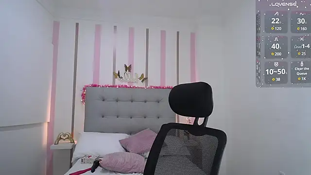 Mariana Rojas online show from 01.28.25