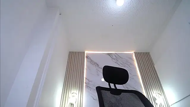 Snapshot of Mariana_Rojas chatting on 07.17.26 Mariana Rojas online show from 07.17.26
