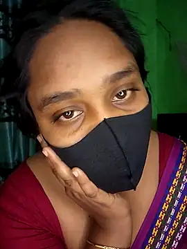 Snapshot of Kotha_-Moni chatting on 12.22.25 Kotha -Moni online show from 12.22.25