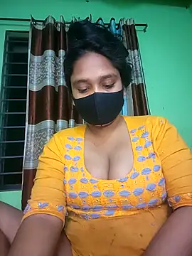 Snapshot of Kotha_-Moni chatting on 03.11.26 Kotha -Moni online show from 03.11.26