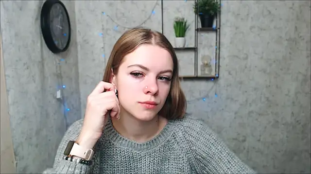 AliceFlirtt  online show from 12.27.24