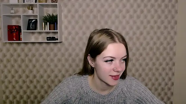 AliceFlirtt  online show from 12.31.24