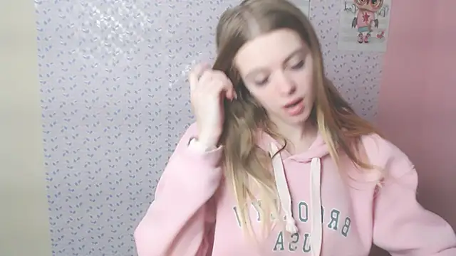 AliceFlirtt  online show from 02.07.25