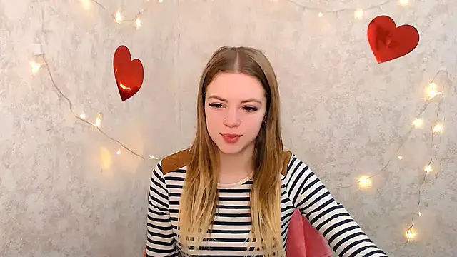 AliceFlirtt  online show from 02.20.25