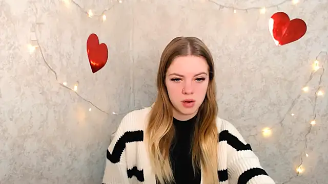 AliceFlirtt  online show from 02.21.25