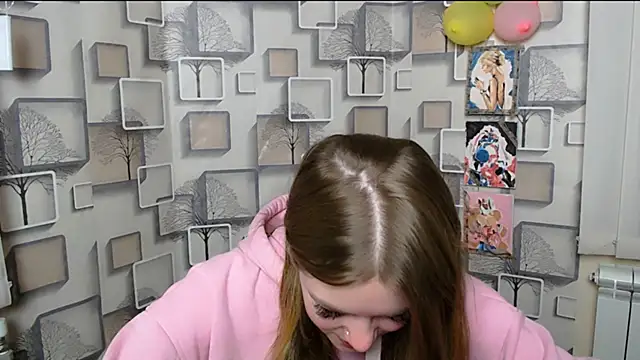 AliceFlirtt  online show from 03.03.25