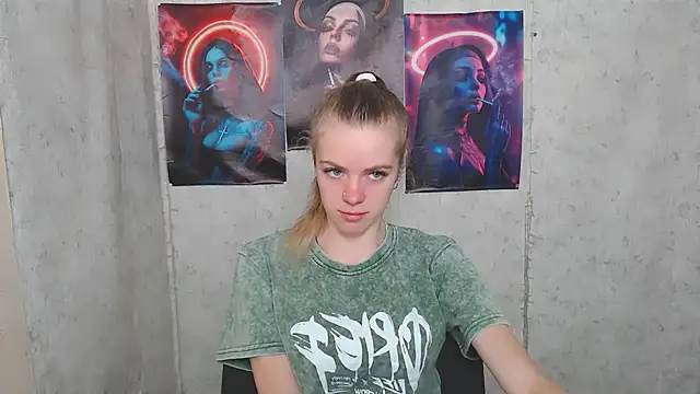 AliceFlirtt  online show from 09.12.25