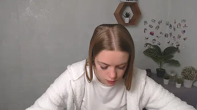 AliceFlirtt  online show from 09.27.25