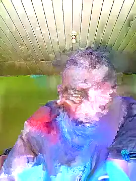 Snapshot of Bigswitdick chatting on 02.15.25 Bigswitdick online show from 02.15.25