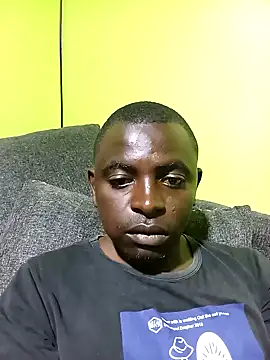 Snapshot of Bigswitdick chatting on 02.15.25 Bigswitdick online show from 02.15.25