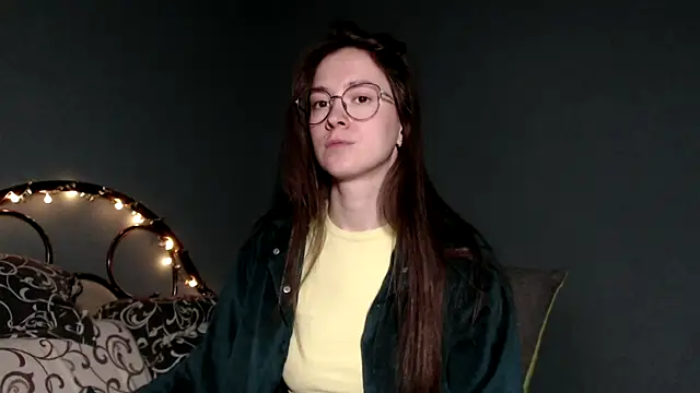 Snapshot of wow__kelly chatting on 10.24.25 wow kelly online show from 10.24.25