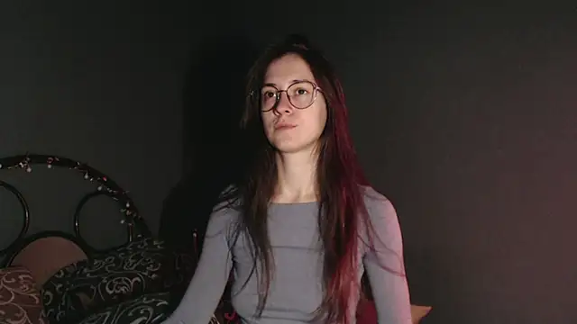 Snapshot of wow__kelly chatting on 11.20.25 wow kelly online show from 11.20.25