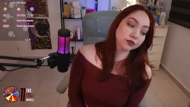 Snapshot of LilyVelvett chatting on 01.16.26 LilyVelvett online show from 01.16.26