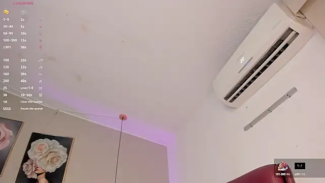 Emma Thompsson online show from 09.16.25