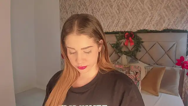 Lady lacey05 online show from 12.17.24