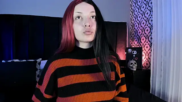 Adeelinee online show from 04.21.26