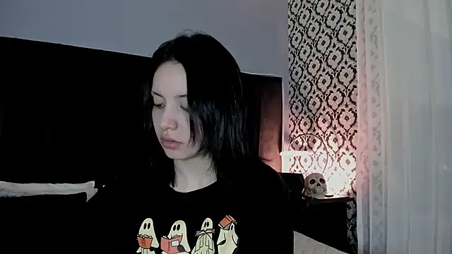 Adeelinee online show from 05.23.26