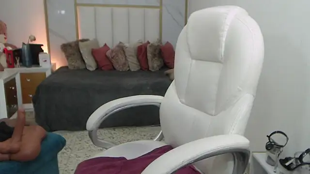 Snapshot of annita_cooper_ chatting on 03.19.25 annita cooper online show from 03.19.25