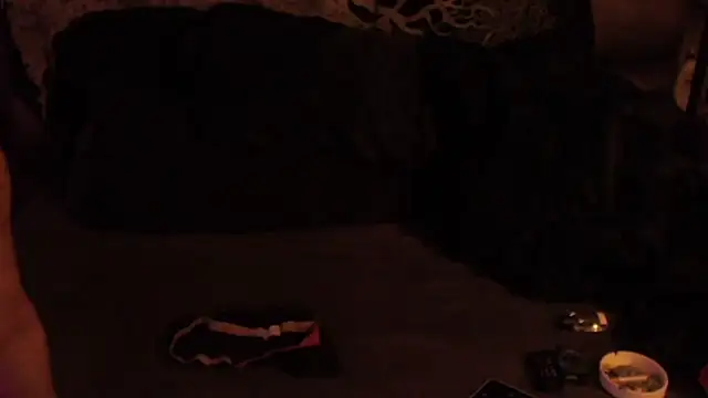 Snapshot of Hard_to_Handlexxx chatting on 12.20.25 Hard to Handlexxx online show from 12.20.25