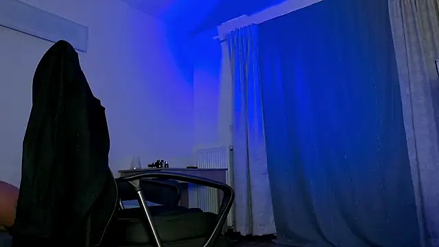 juliusmasters online show from 03.04.25