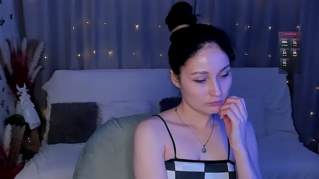 Snapshot of LisaMooore chatting on 01.29.25 LisaMooore online show from 01.29.25