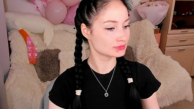 Snapshot of LisaMooore chatting on 02.07.26 LisaMooore online show from 02.07.26