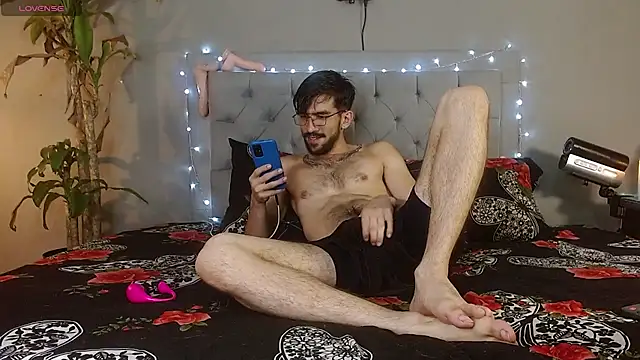 Snapshot of Mr_WhiteCock chatting on 02.24.25 Mr WhiteCock online show from 02.24.25