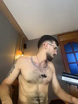 Snapshot of Mr_WhiteCock chatting on 06.26.26 Mr WhiteCock online show from 06.26.26