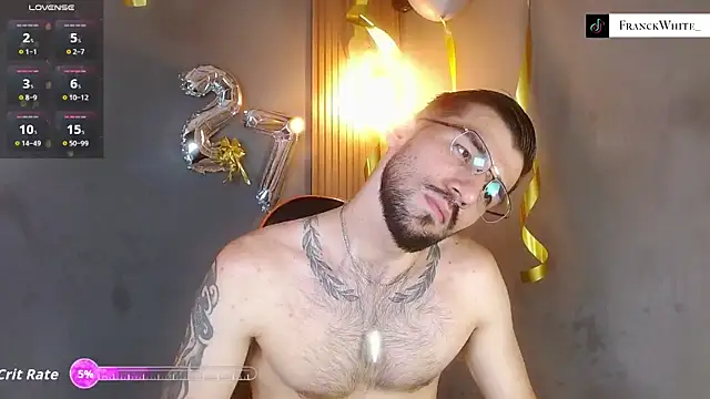 Snapshot of Mr_WhiteCock chatting on 07.10.26 Mr WhiteCock online show from 07.10.26