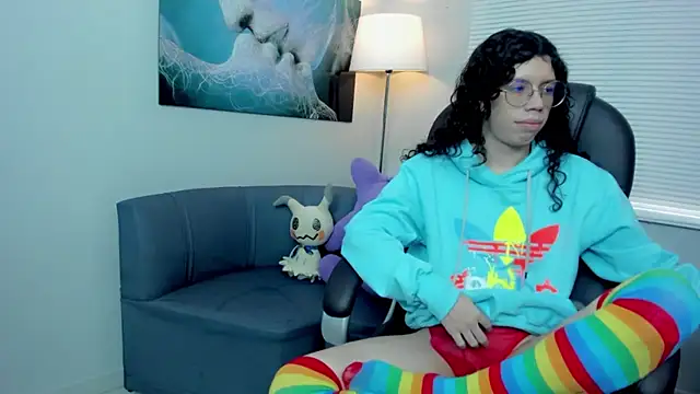 Snapshot of Angel_Dust18 chatting on 11.13.25 Angel Dust18 online show from 11.13.25