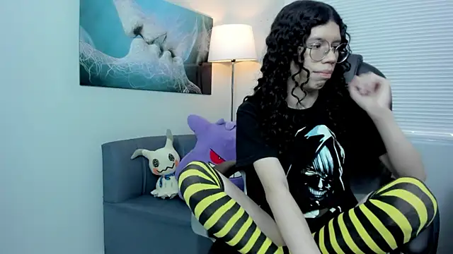 Snapshot of Angel_Dust18 chatting on 12.20.25 Angel Dust18 online show from 12.20.25